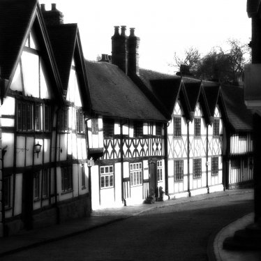 Mill Street, Warwick